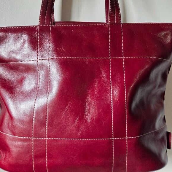 NWT CAROLEE DEEP RED LEATHER TOTE BAG SIZE LARGE - Picture 5 of 16